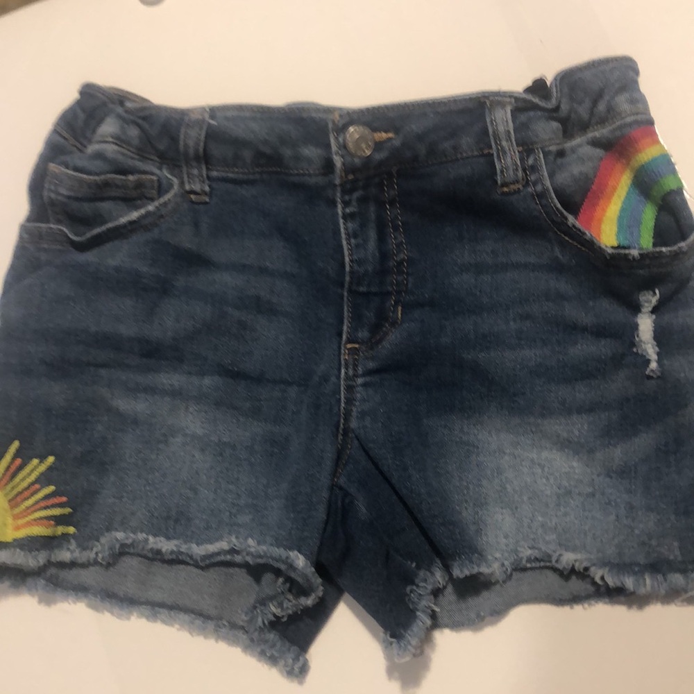 Girls super stretch cat & Jack elastic stretchy rainbow shorts
